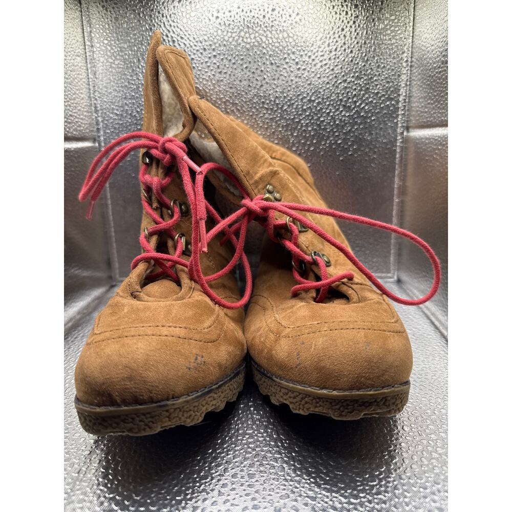 Arizona Jean Co Suede Wedge Winter Boots Kids Youth Size 4‎